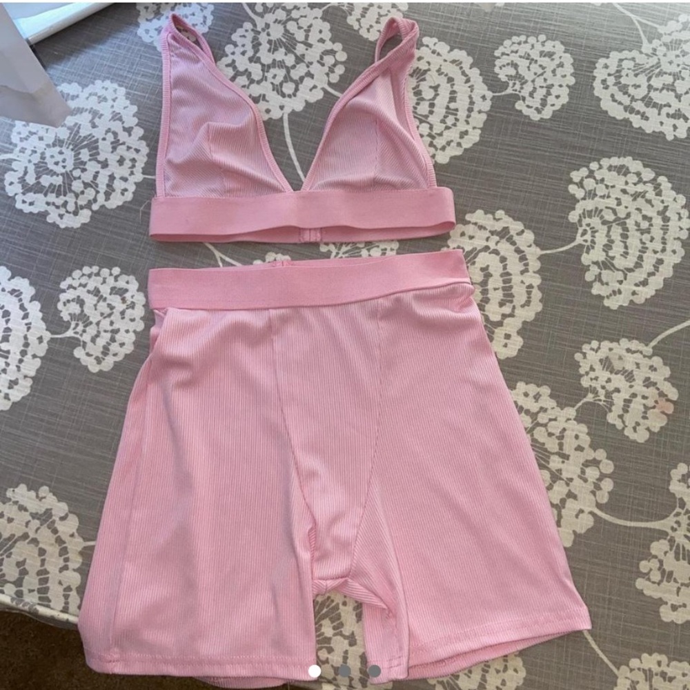 Pink set